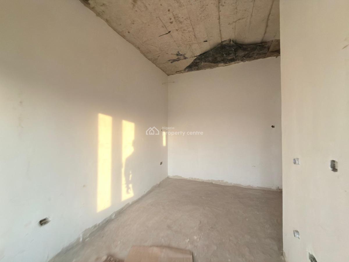 5-bedroom Terrace Duplex, Apo, Abuja, Terraced Duplex for Sale