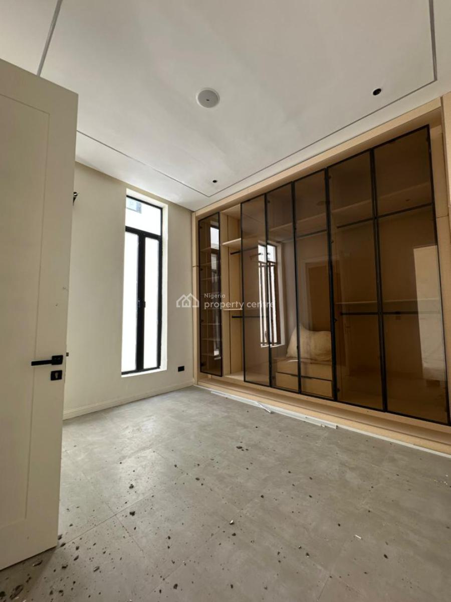 5 Bedroom Fully Detached House, Lekki Phase 1, Lekki, Lagos, Detached Duplex for Sale
