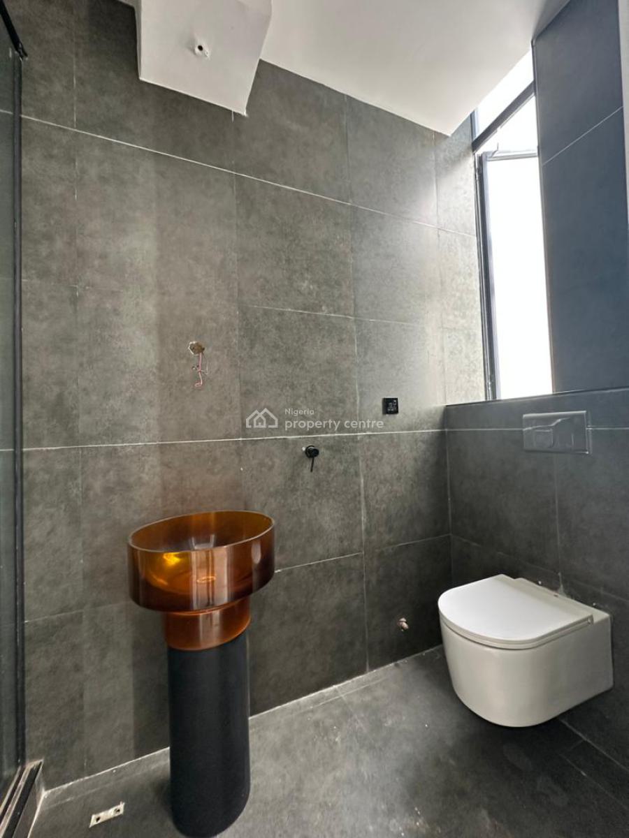 5 Bedroom Fully Detached House, Lekki Phase 1, Lekki, Lagos, Detached Duplex for Sale