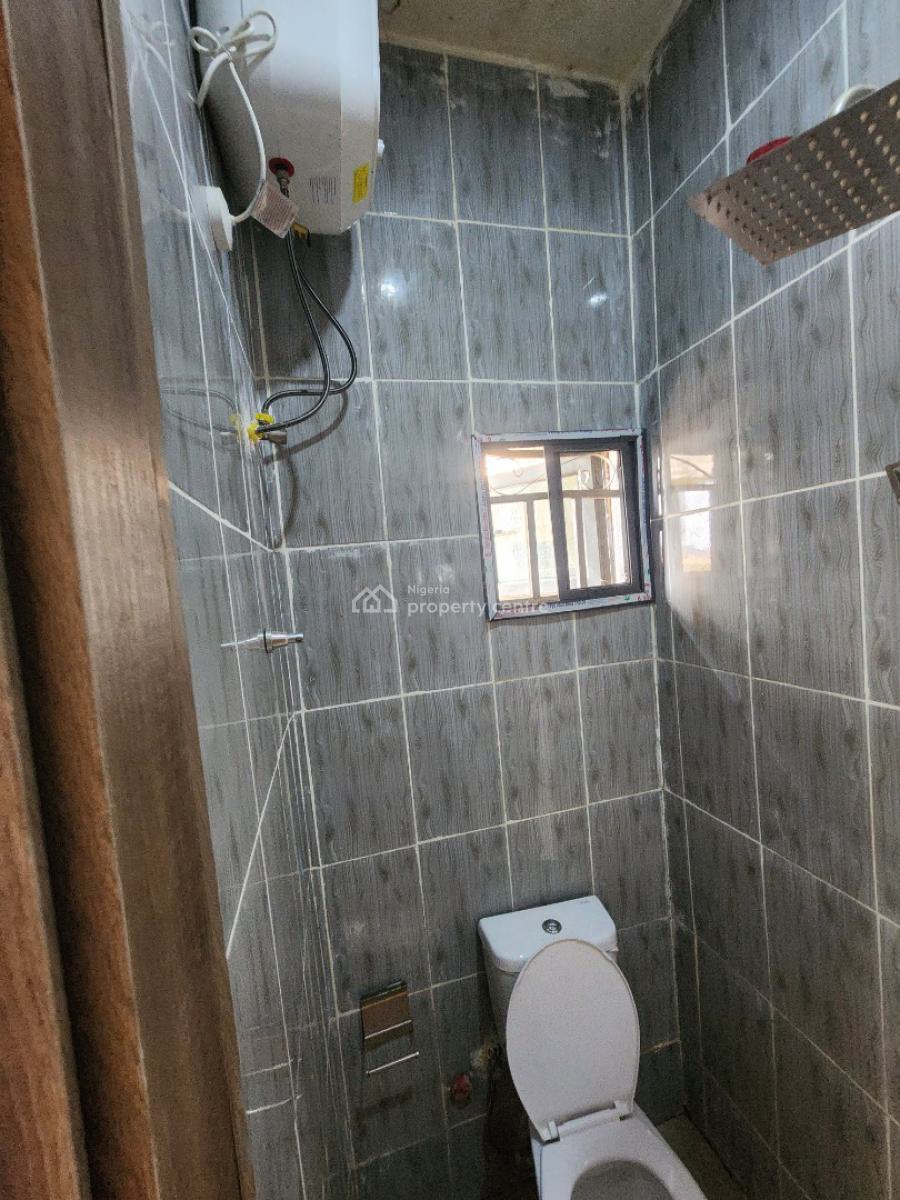 Luxury Two Bedroom Block of Flat, Dawaki District, Dawaki, Gwarinpa, Abuja, Flat / Apartment for Rent