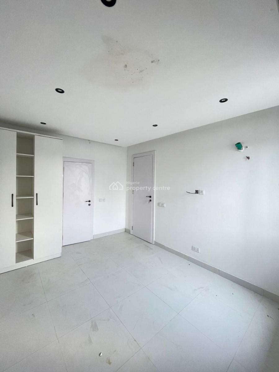 2 Bedroom Apartment ( Last Floor), Ikate, Lekki, Lagos, Ikate, Lekki, Lagos, Flat / Apartment for Rent