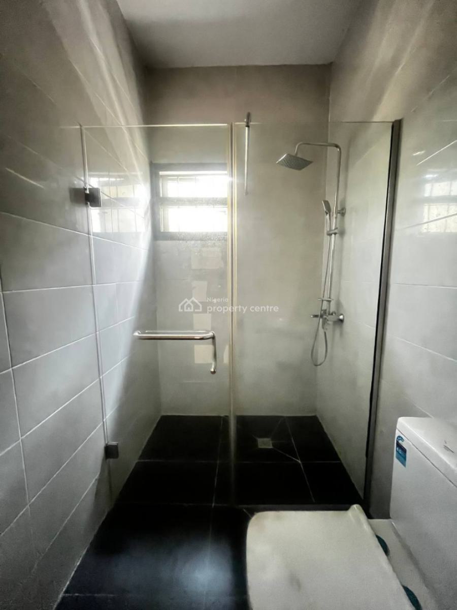 5 Bedroom Detached House with Bq, Lekki, Lagos, Detached Duplex for Sale