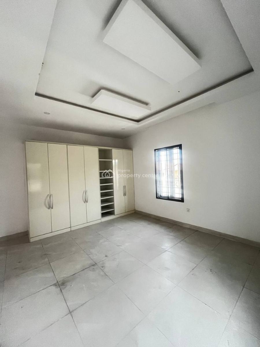 5 Bedroom Detached House with Bq, Lekki, Lagos, Detached Duplex for Sale