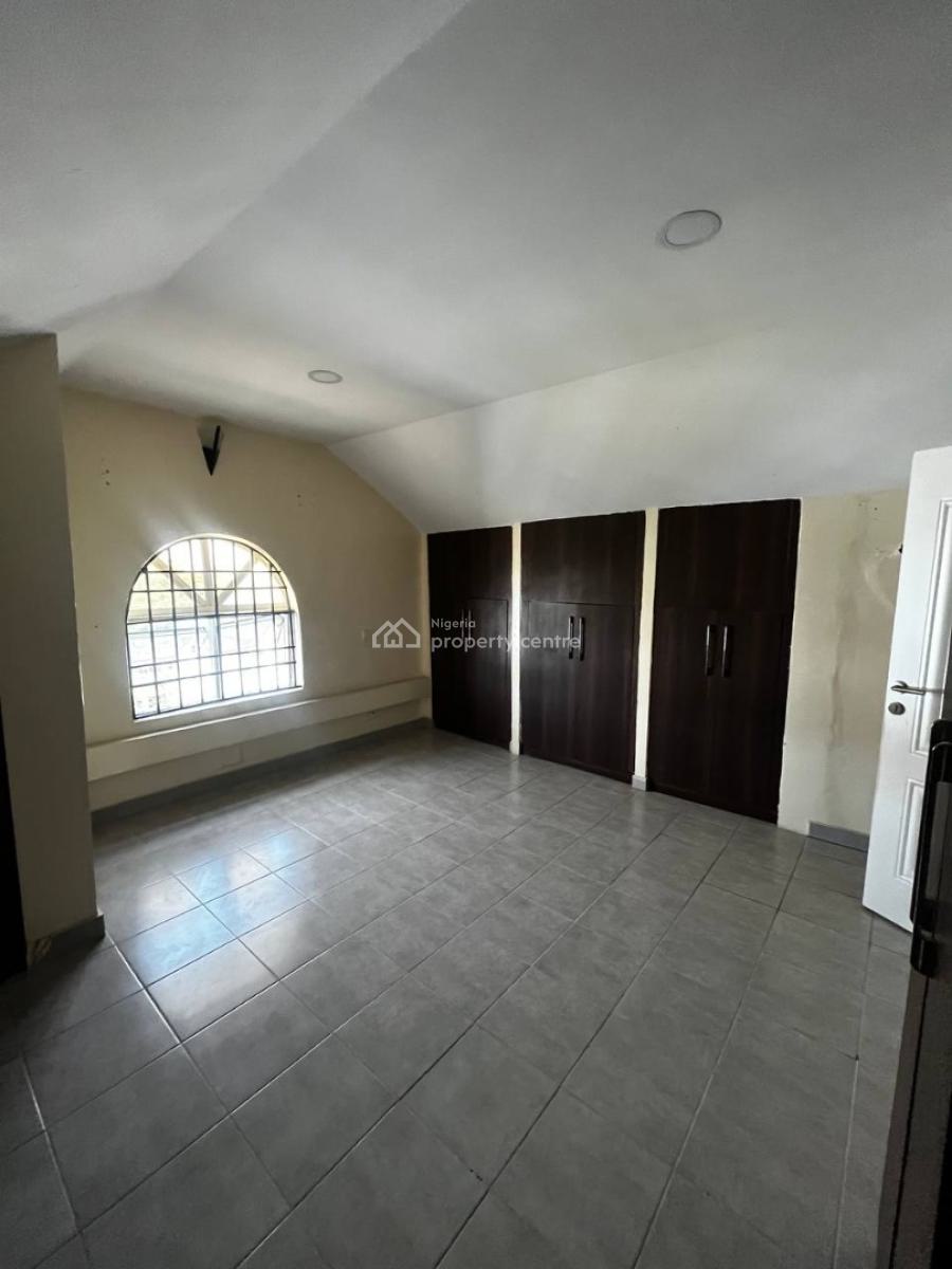 3 Bedroom Masonite Apartment, Osapa, Lekki, Lagos, Flat / Apartment for Rent