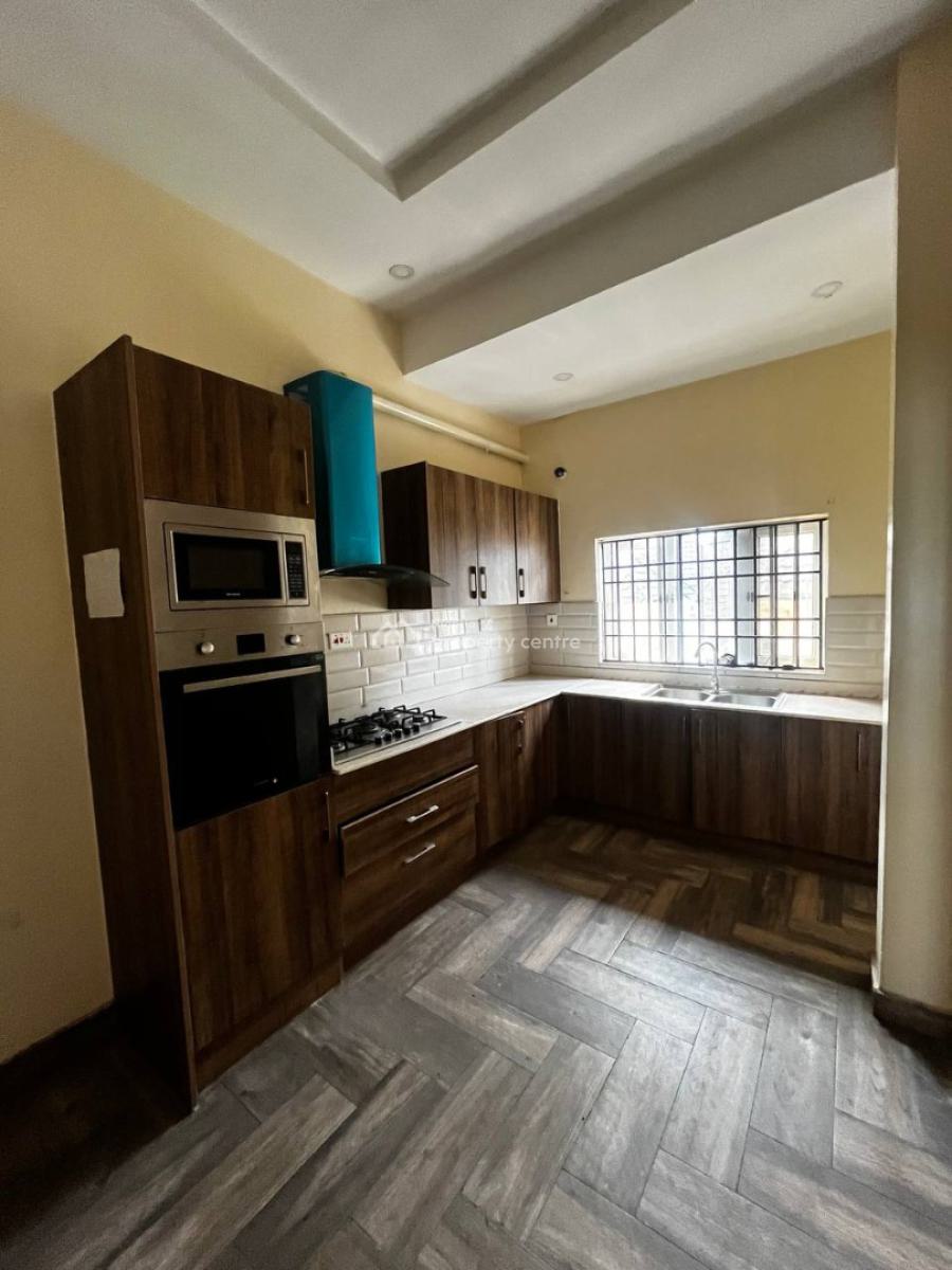 3 Bedroom Masonite Apartment, Osapa, Lekki, Lagos, Flat / Apartment for Rent