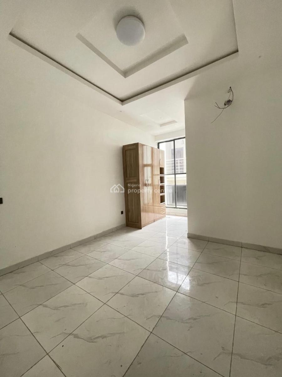 2 Bedroom Apartment with Swimming Pool, Gov. Consent, Off Spg Road, Ologolo, Lekki, Lagos, Flat / Apartment for Sale