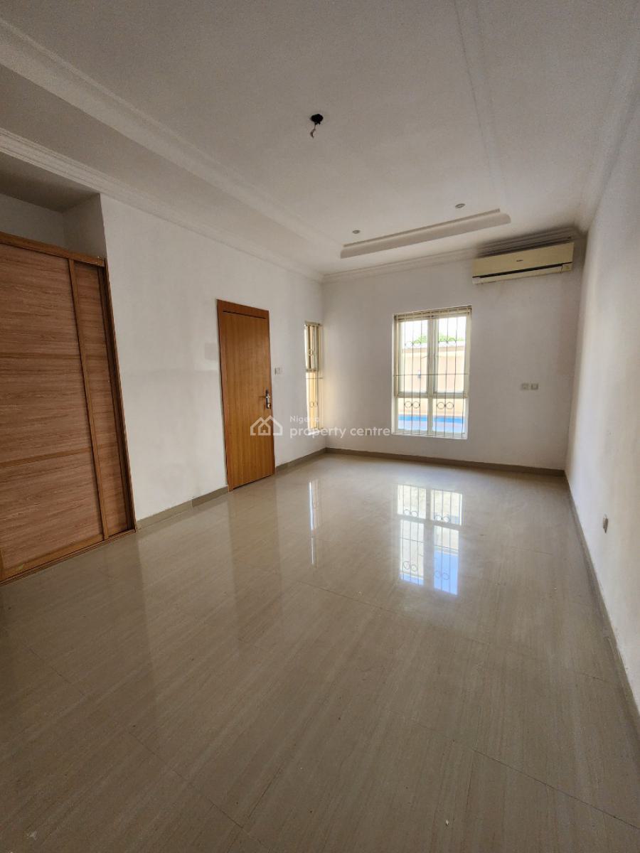 Spacious 3 Bedroom Flat with a Bq, Banana Island, Ikoyi, Lagos, Flat / Apartment for Rent