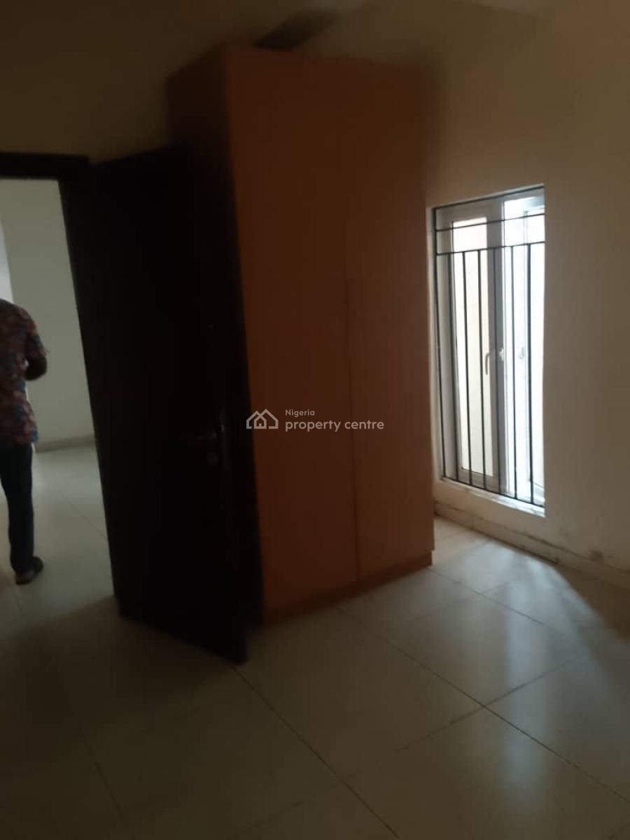 Well Maintained 1 Bedroom Apartment, Lekki Phase 1, Lekki, Lagos, Mini Flat (room and Parlour) for Rent