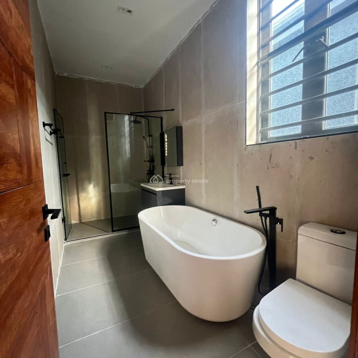 Fantastic 5 Bedroom Fully Detached Duplex with Bq, Lekki Phase 1, Lekki, Lagos, Detached Duplex for Sale