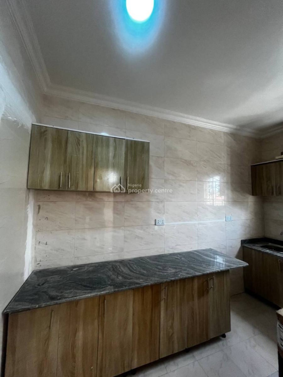 2 Unit of 2 Bedrooms Penthouse Apartment, Lekki Phase 1, Lekki, Lagos, Flat / Apartment for Rent