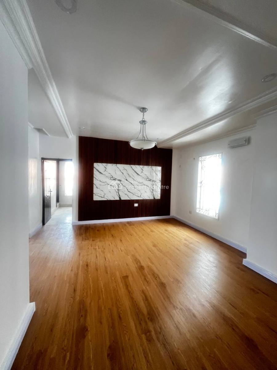 2 Unit of 3 Bedrooms Penthouse Apartment, Lekki Phase 1, Lekki, Lagos, Flat / Apartment for Rent