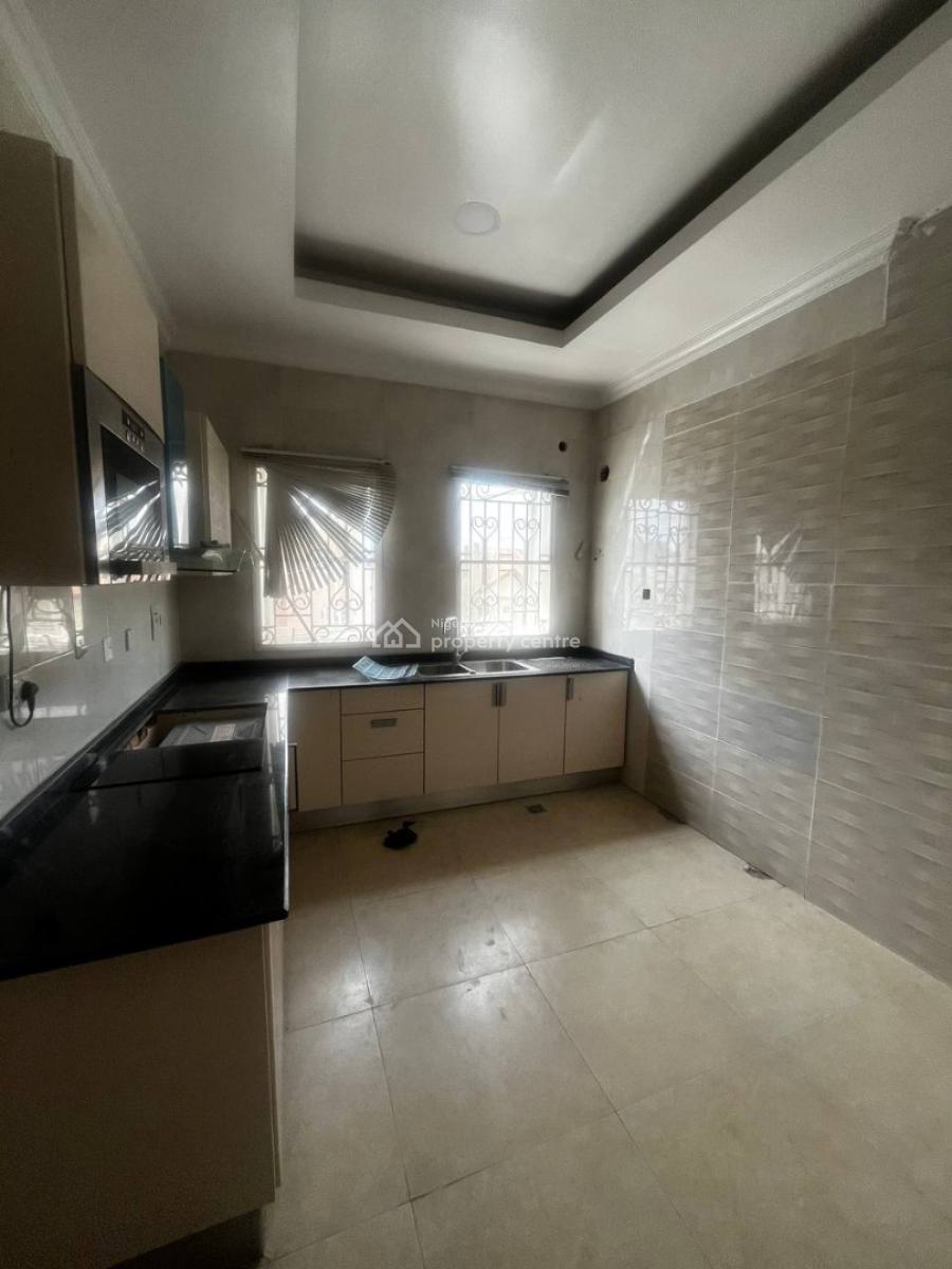 2 Unit of 3 Bedrooms Penthouse Apartment, Lekki Phase 1, Lekki, Lagos, Flat / Apartment for Rent