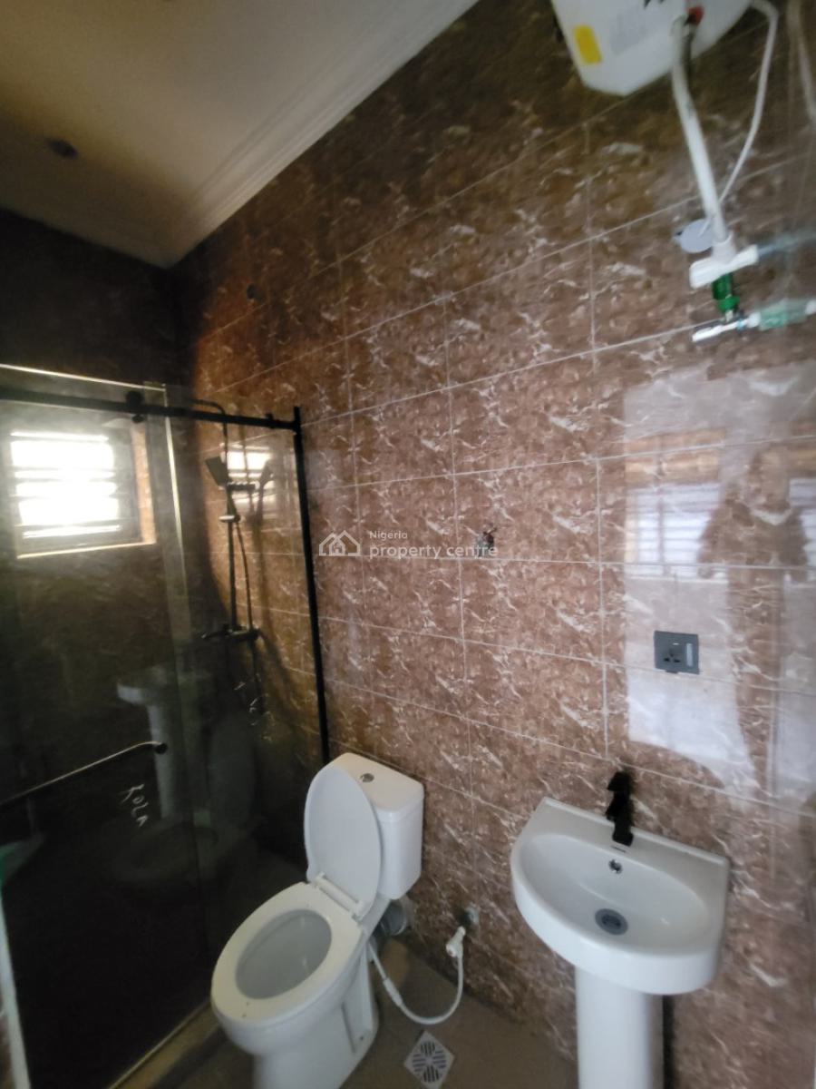 Beautiful and Standard 3 Bedroom Apartment, Thomas Estate, Ajah, Lagos, Flat / Apartment for Rent