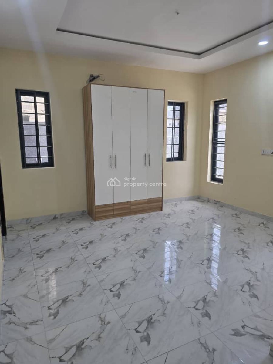 Newly Built 3 Bedroom Serviced Apartment, New Road, Lekki, Lagos, Flat / Apartment for Rent