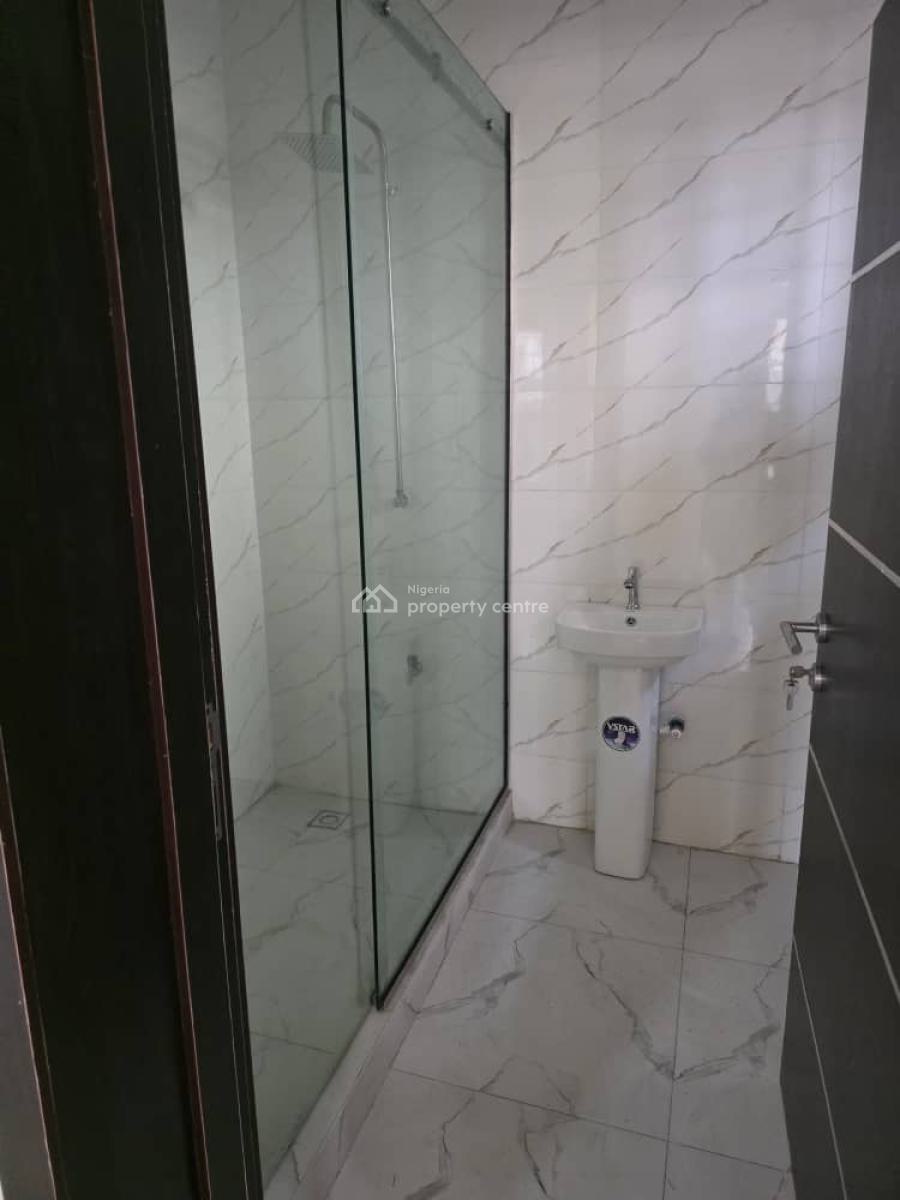 Newly Built 3 Bedroom Serviced Apartment, New Road, Lekki, Lagos, Flat / Apartment for Rent