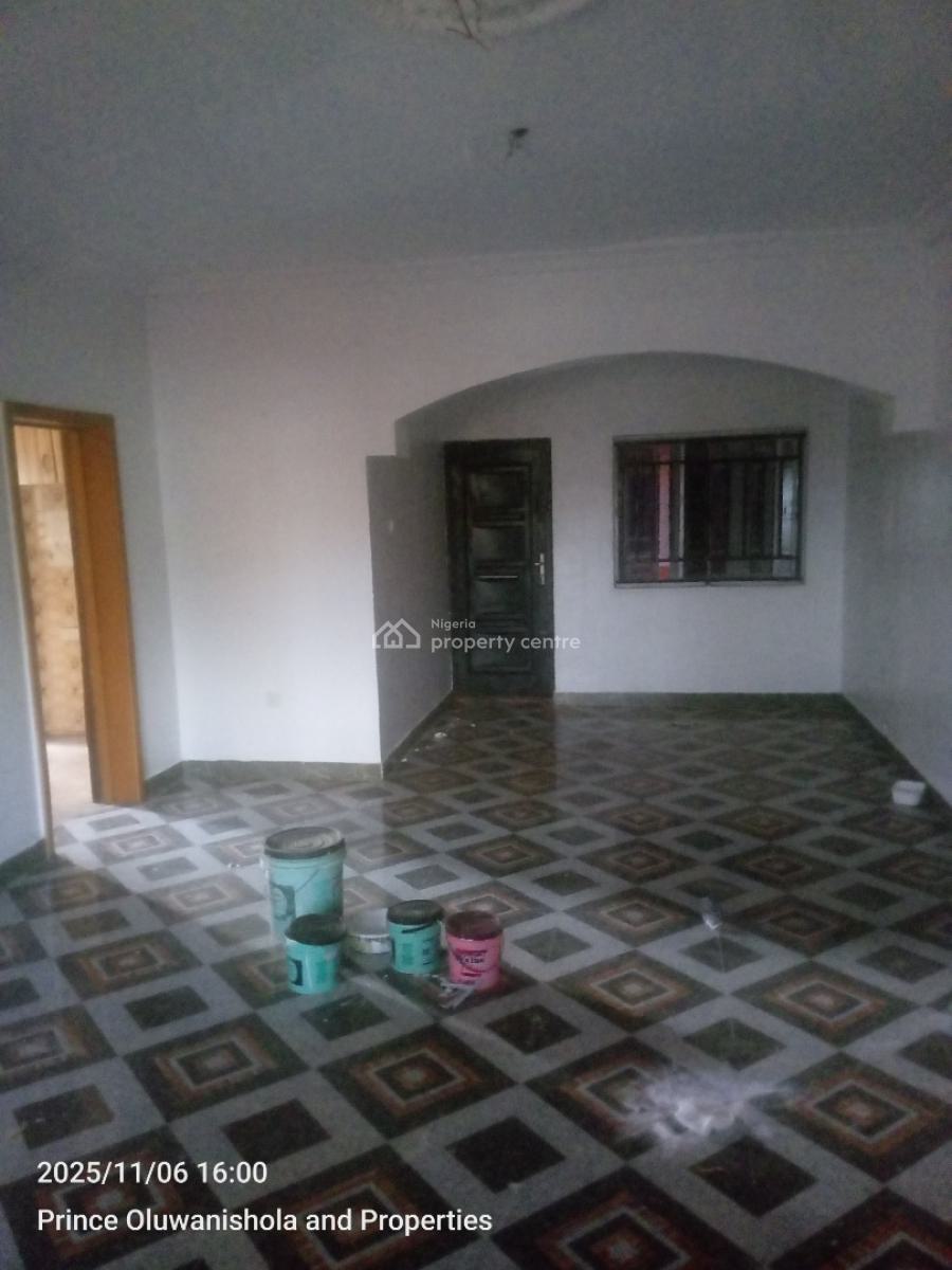 Clean 3 Bedroom Flat, Ikorodu, Lagos, Flat / Apartment for Rent