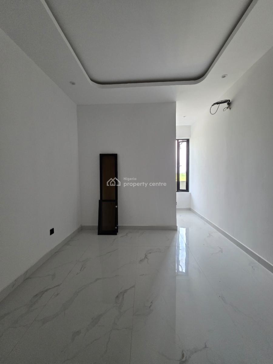 Luxury 2 Bedroom Apartment with Elevator + Swimming Pool, Lekki Phase 1, Lekki, Lagos, Flat / Apartment for Sale