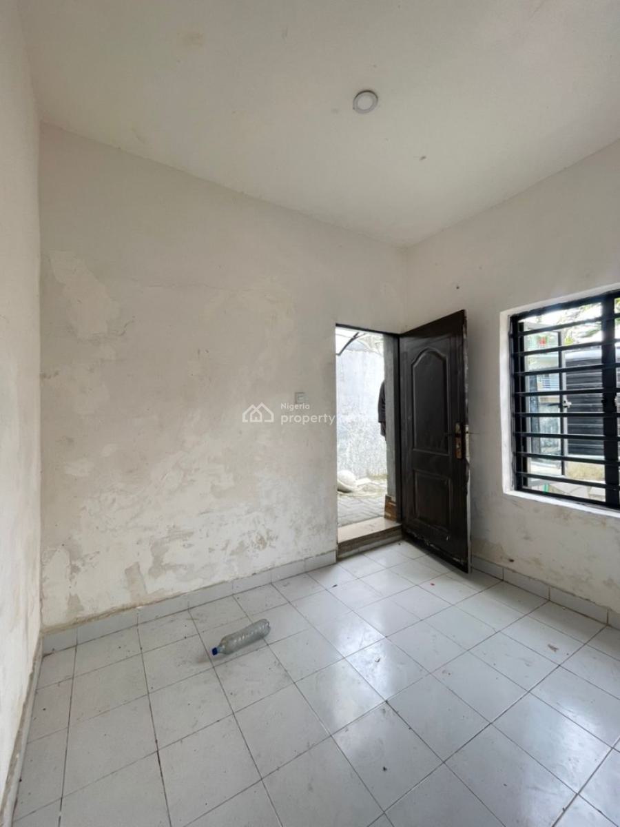 1 Room Boys Quarters, Osapa, Lekki, Lagos, Flat / Apartment for Rent