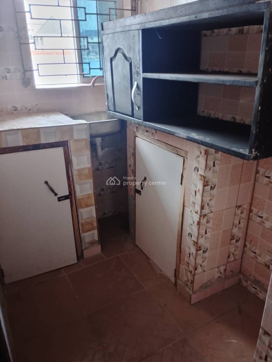 Decent Renovated 2 Bedroom Flat, Ogudu, Lagos, House for Rent