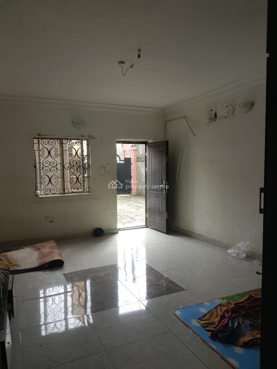 a Massive Self Contain, Ologolo, Lekki, Lagos, Self Contain (single Rooms) for Rent