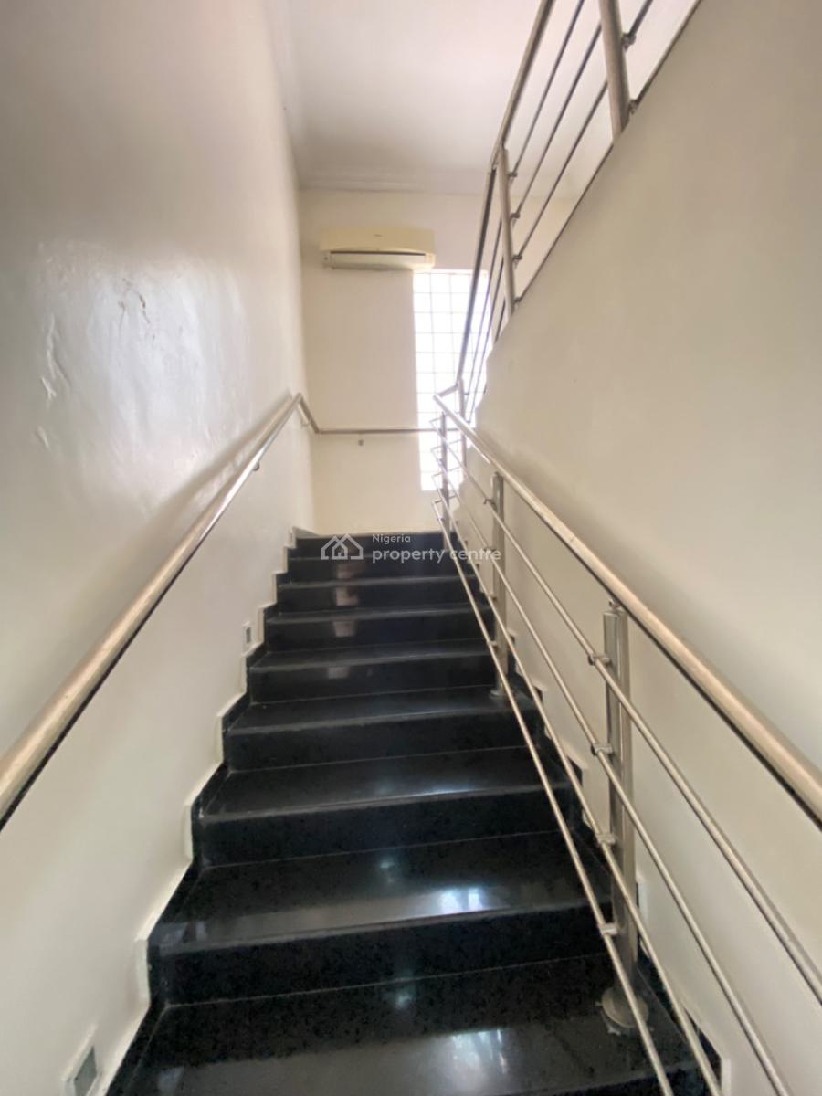 17 Bedrooms Fully Functional Hotel with Bar and Swimming Pool, Lekki Phase 1, Lekki, Lagos, Hotel / Guest House for Rent