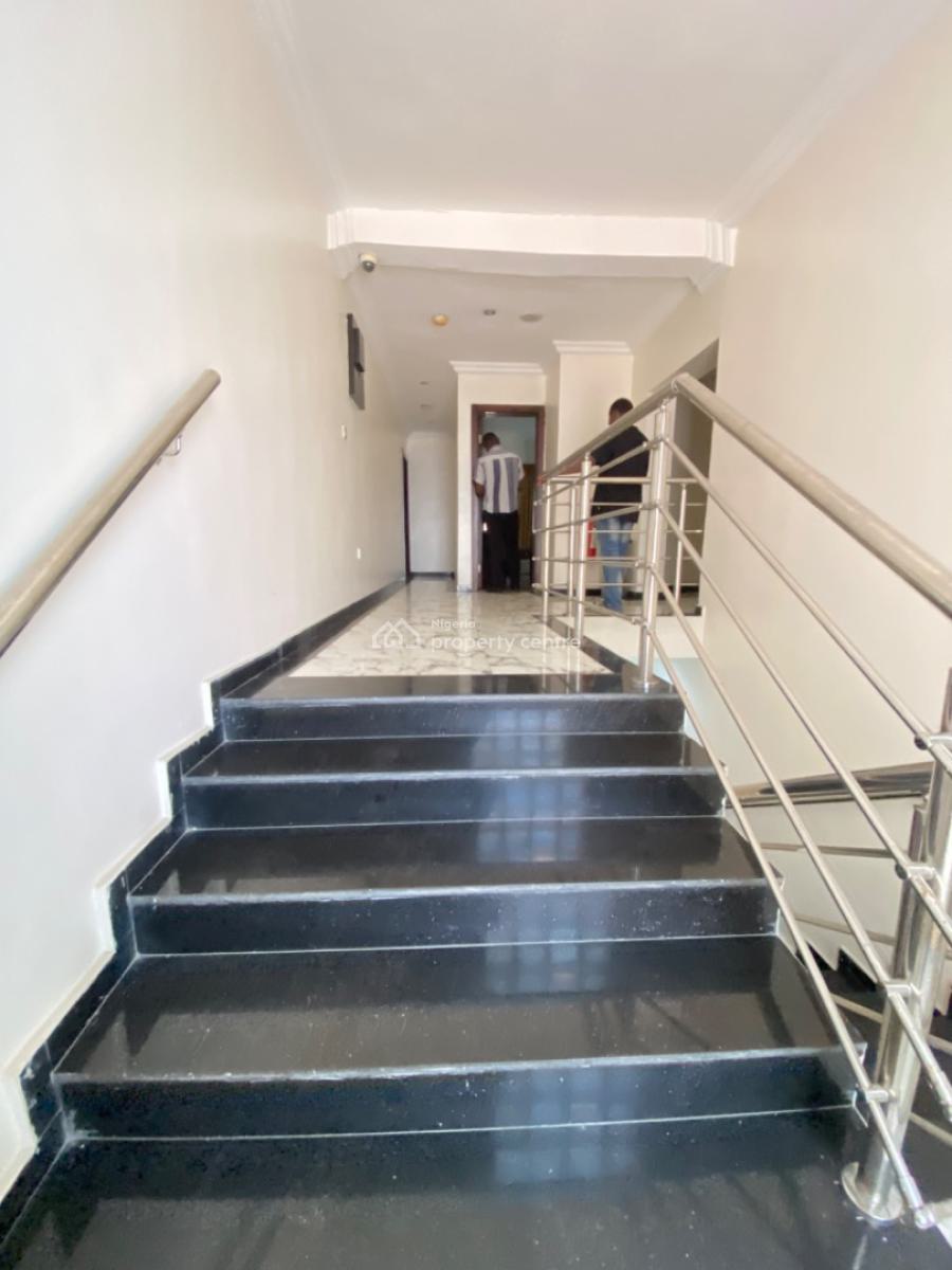 17 Bedrooms Fully Functional Hotel with Bar and Swimming Pool, Lekki Phase 1, Lekki, Lagos, Hotel / Guest House for Rent