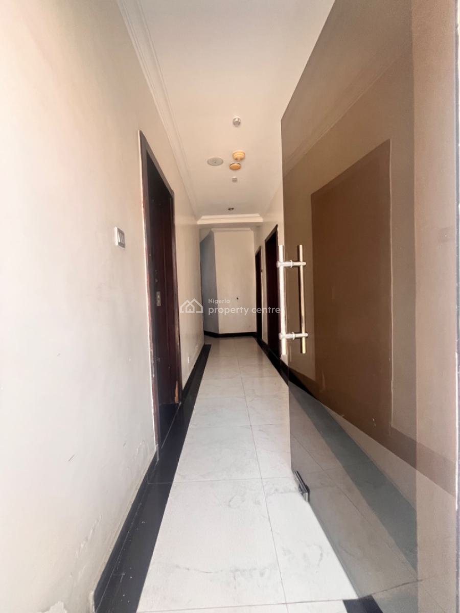 17 Bedrooms Fully Functional Hotel with Bar and Swimming Pool, Lekki Phase 1, Lekki, Lagos, Hotel / Guest House for Rent