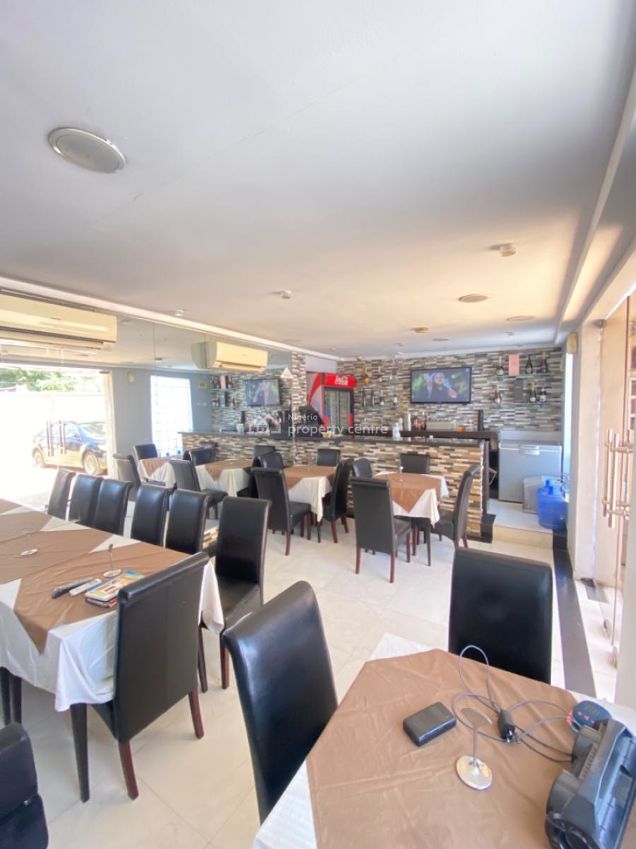 17 Bedrooms Fully Functional Hotel with Bar and Swimming Pool, Lekki Phase 1, Lekki, Lagos, Hotel / Guest House for Rent