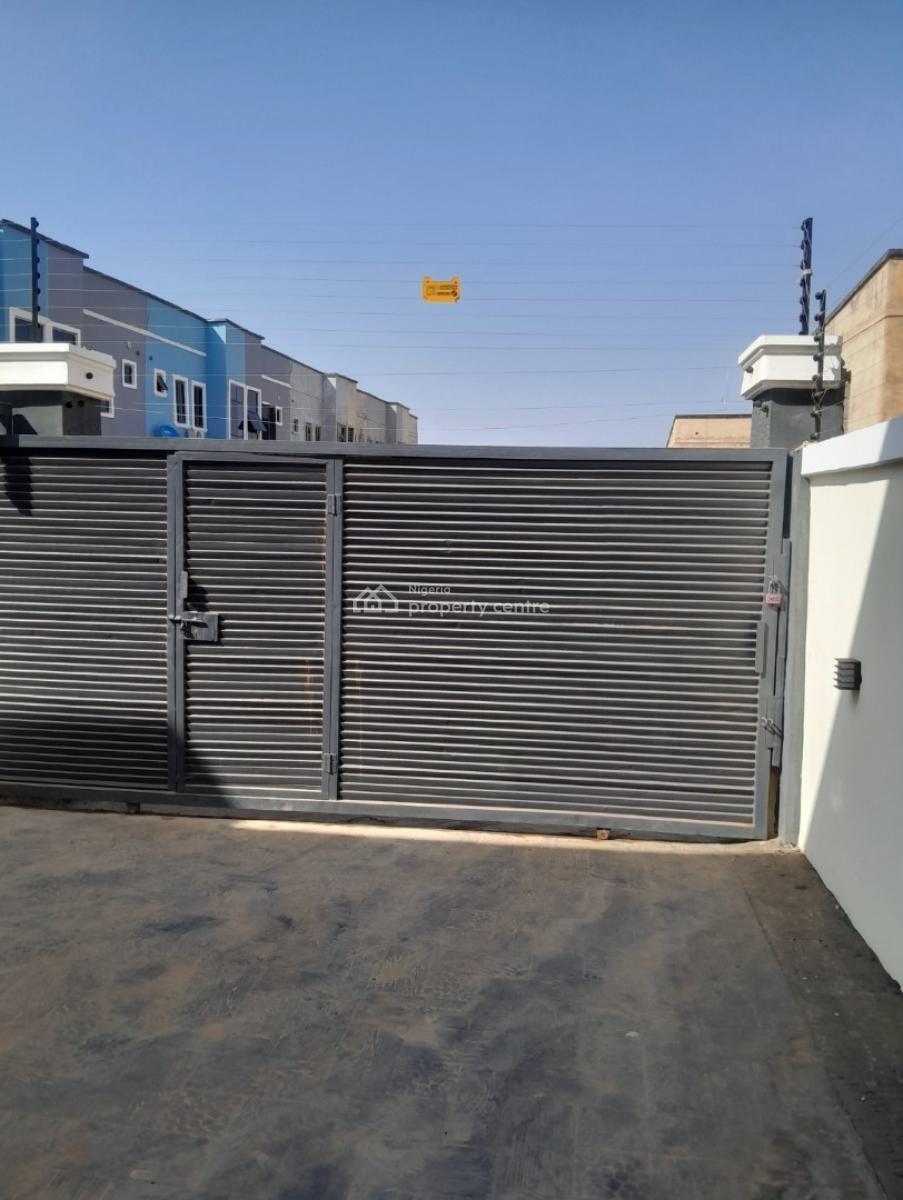 5 Bedroom Semi-detached Duplex, Apo, Abuja, Semi-detached Duplex for Sale