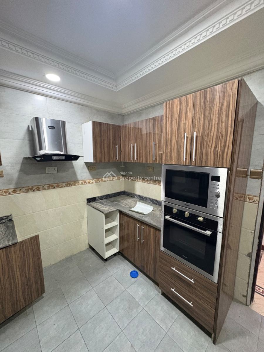 Luxury 3 Bedroom, Off Admiralty Way, Lekki Phase 1, Lekki, Lagos, Flat / Apartment for Rent