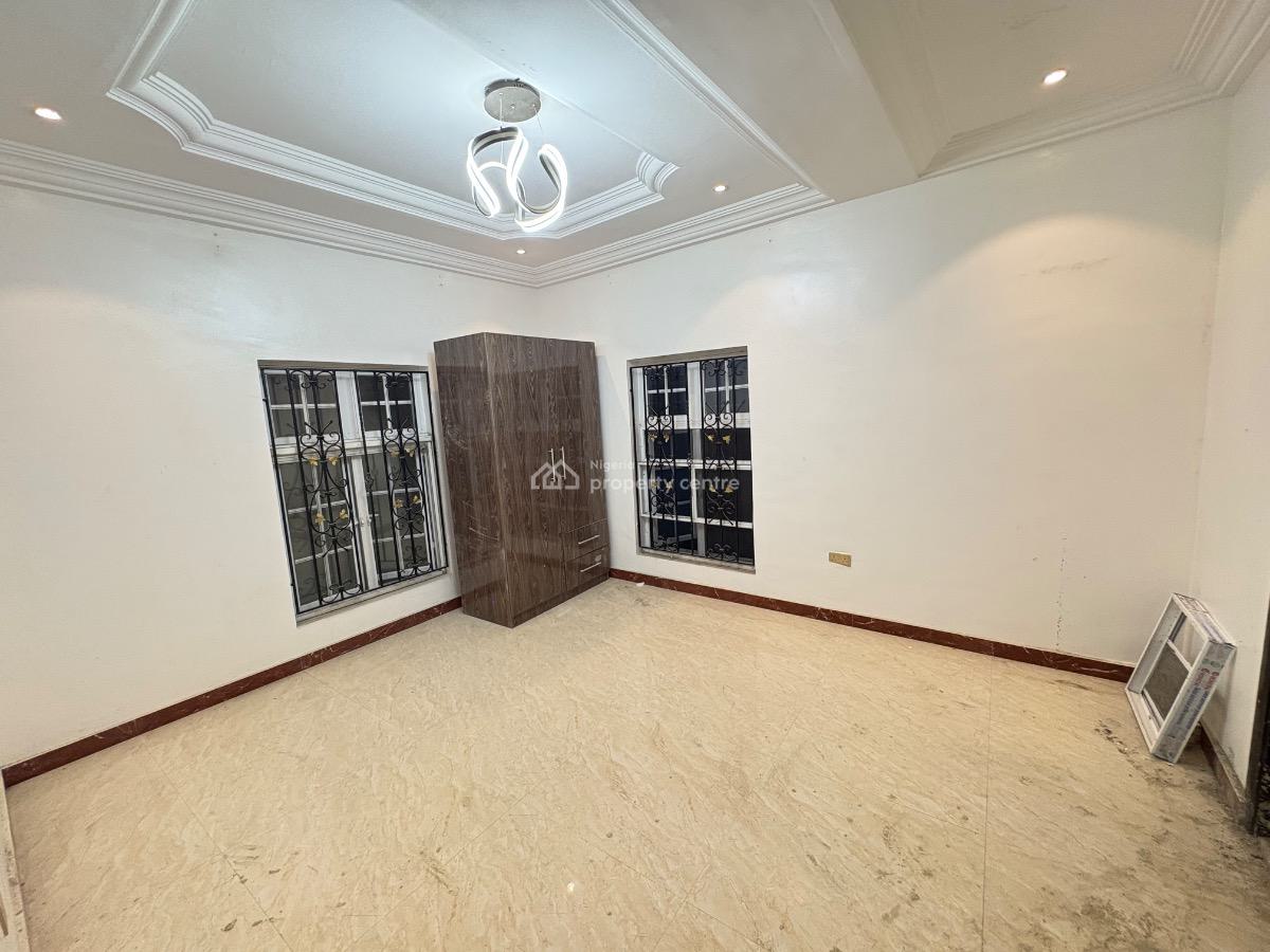 Luxury 3 Bedroom, Off Admiralty Way, Lekki Phase 1, Lekki, Lagos, Flat / Apartment for Rent