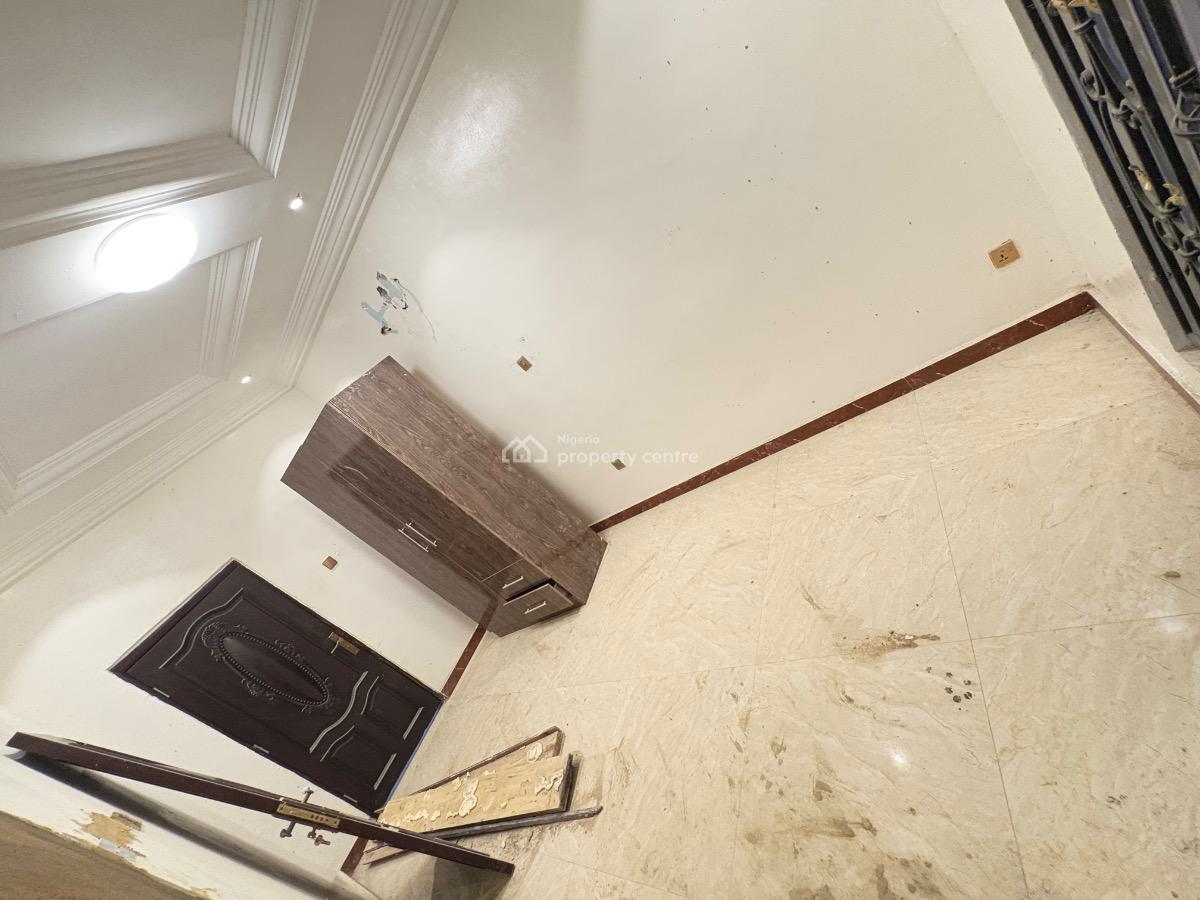 Luxury 3 Bedroom, Off Admiralty Way, Lekki Phase 1, Lekki, Lagos, Flat / Apartment for Rent