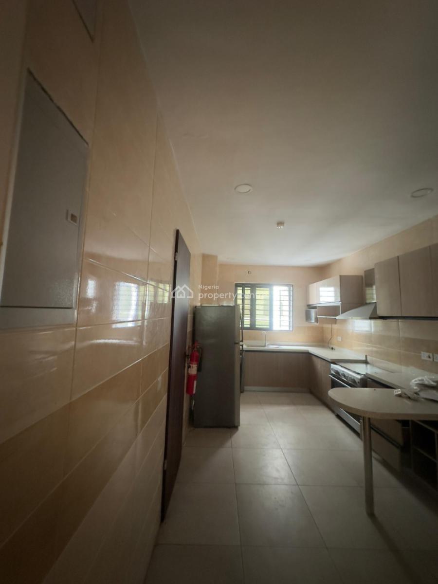 Nicely Built 3 Bedroom Apartment, Ikoyi, Lagos, Flat / Apartment for Rent