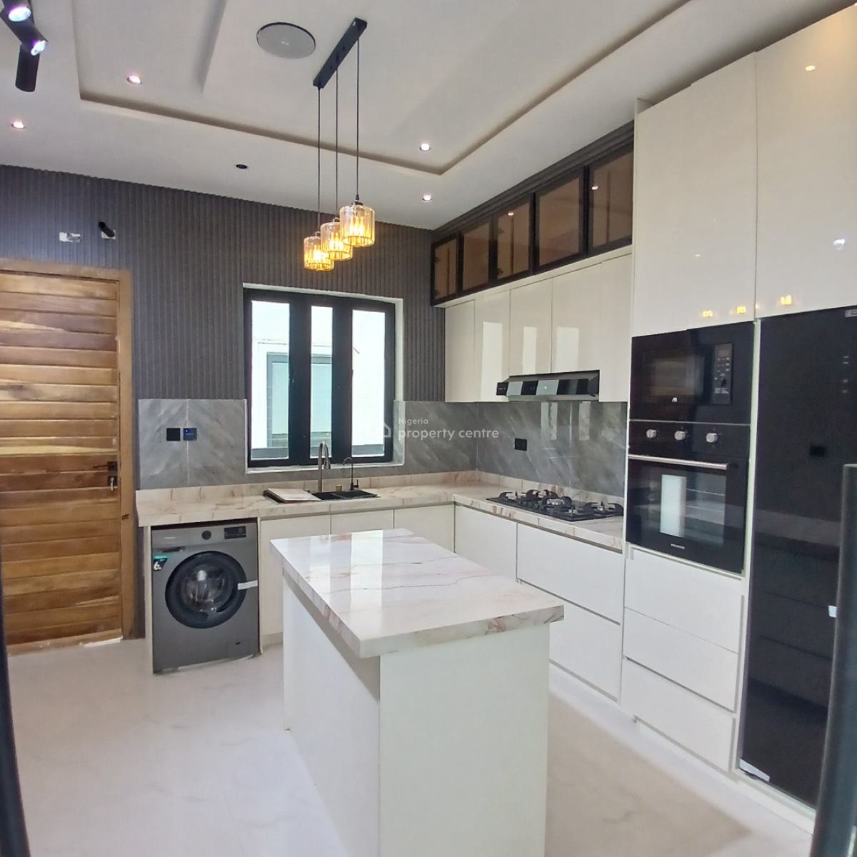 Gigantic 5 Bedroom Detached Duplex with Bq, Ajah, Lagos, Detached Duplex for Sale