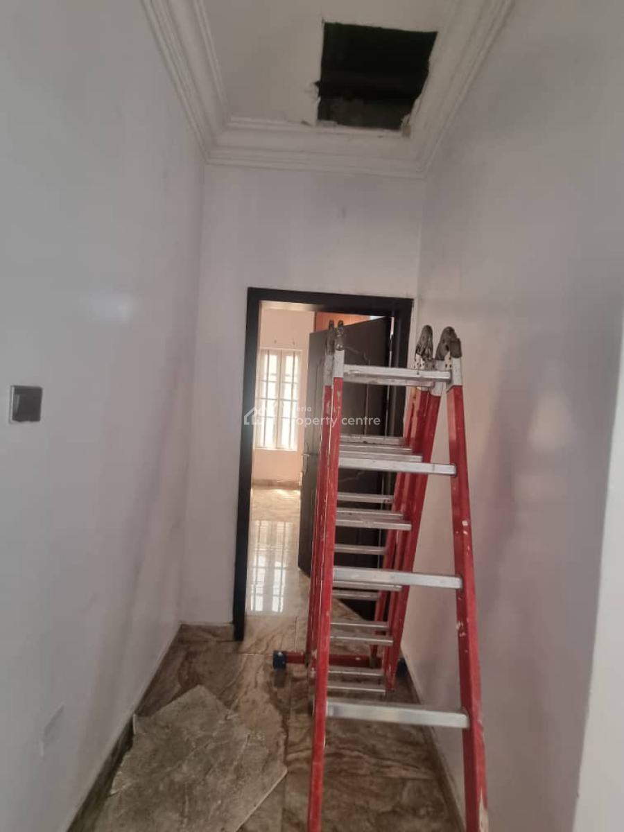 Two Standard Bedroom Flat, Road 2, Lekki, Lagos, Flat / Apartment for Rent