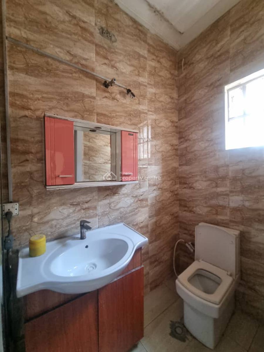 Two Standard Bedroom Flat, Road 2, Lekki, Lagos, Flat / Apartment for Rent