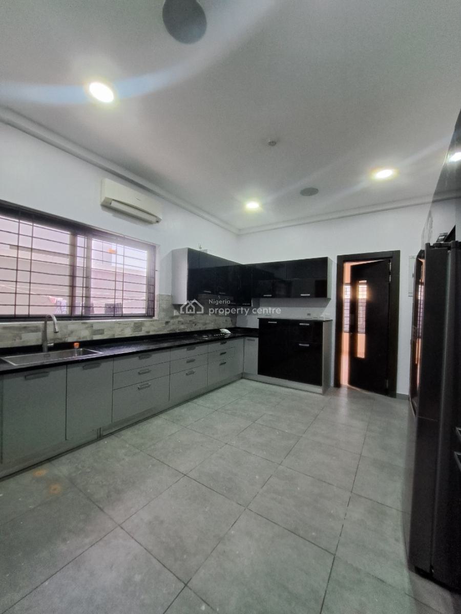 Spacious 4 Bedroom Maisonette with a Bq, Banana Island, Ikoyi, Lagos, Terraced Duplex for Rent