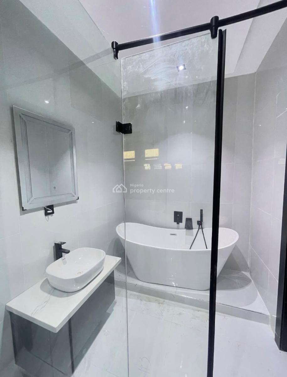 5 Bedroom Detached Duplex with Bq, Ologolo, Lekki, Lagos, Detached Duplex for Sale