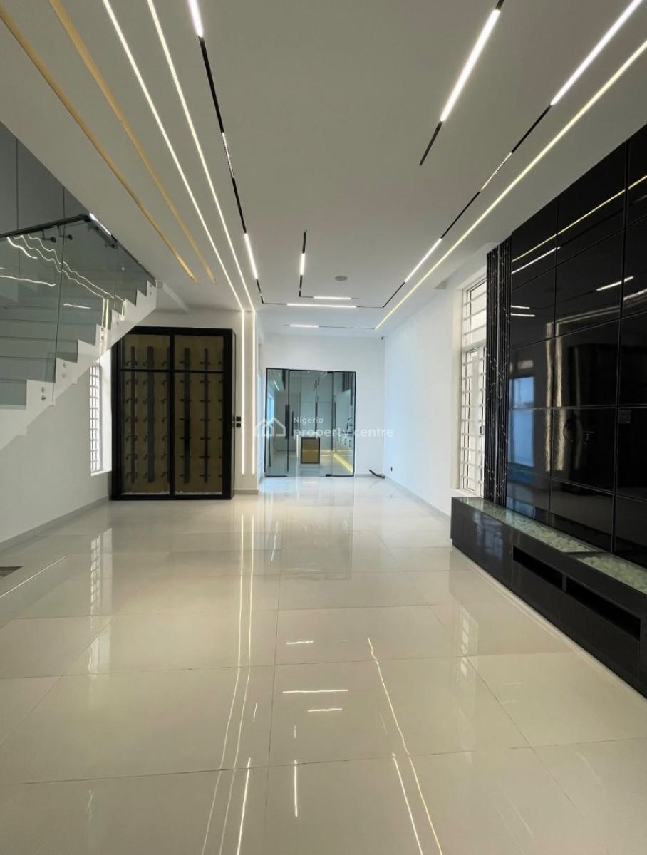 5 Bedroom Detached Duplex with Bq, Ologolo, Lekki, Lagos, Detached Duplex for Sale