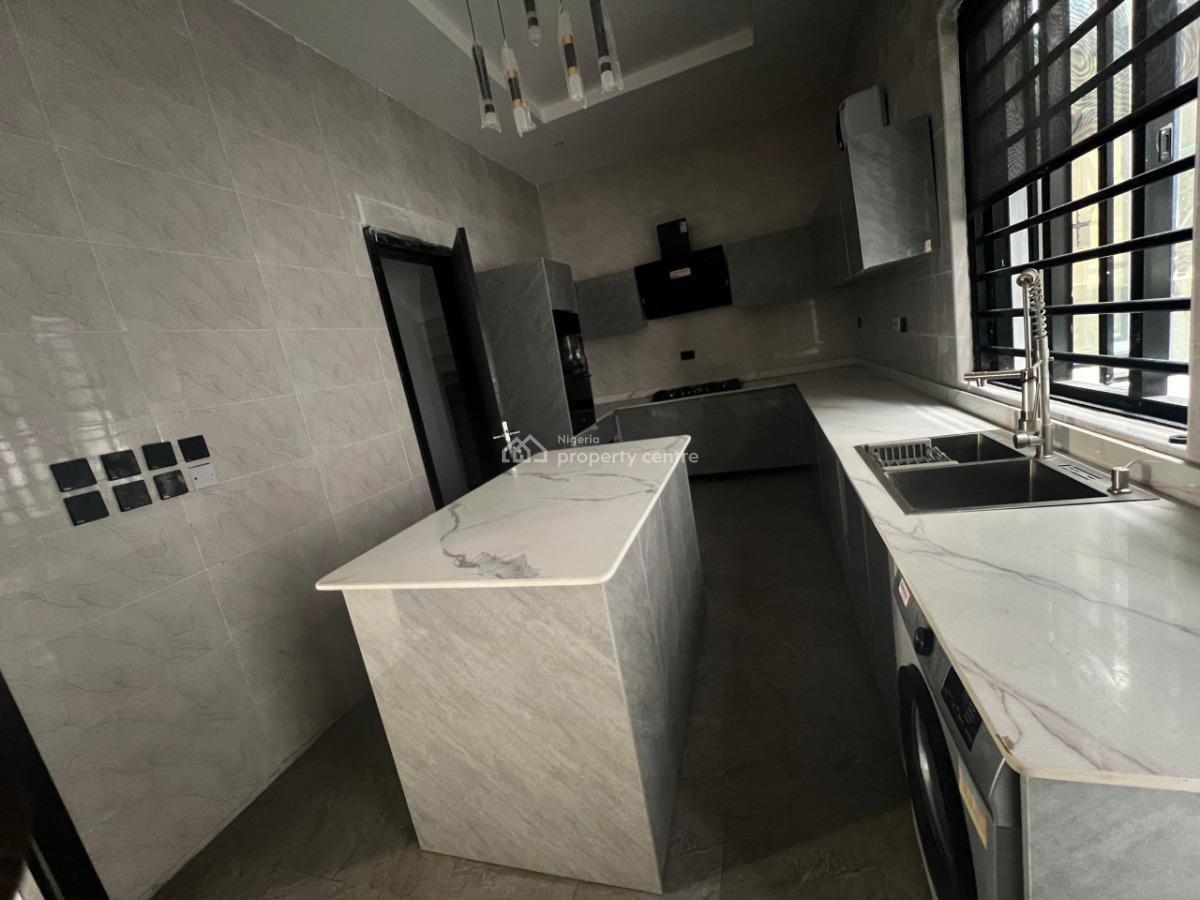 Self Compound 5 Bedroom Fully Detached Duplex, Orchid, Lekki, Lagos, Detached Duplex for Sale