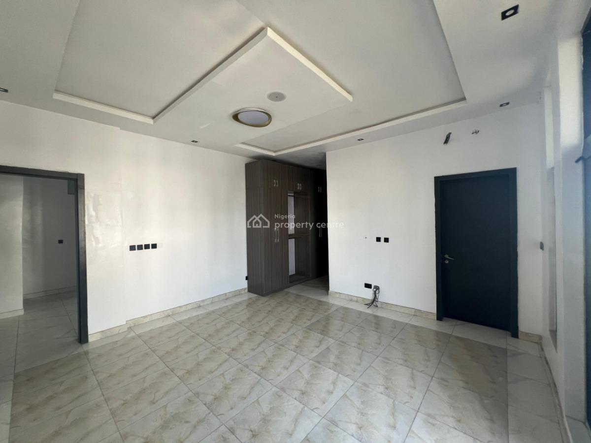 Self Compound 5 Bedroom Fully Detached Duplex, Orchid, Lekki, Lagos, Detached Duplex for Sale