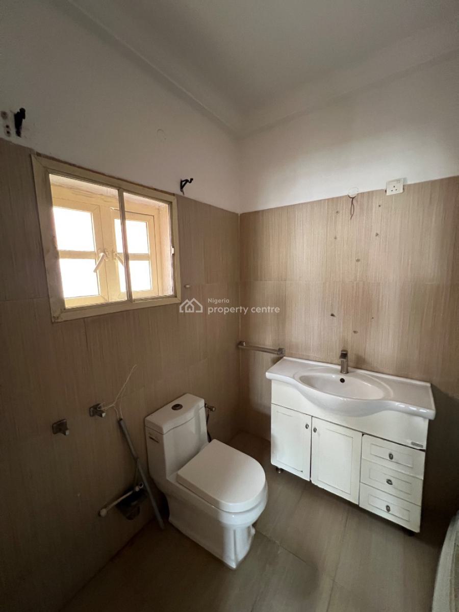Spacious 3 Bedroom Apartments, Osapa, Lekki, Lagos, Flat / Apartment for Rent