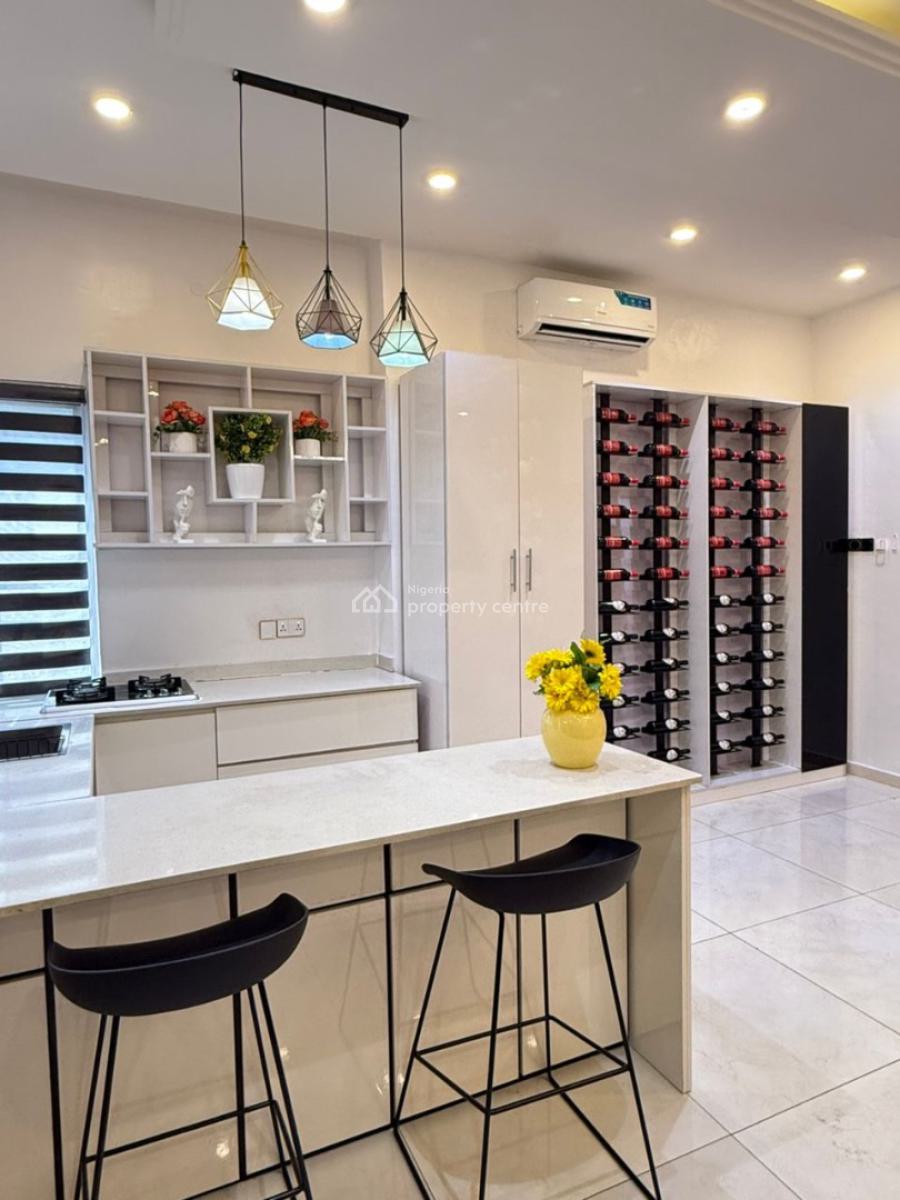 Beautiful 1 Bedroom Apartment with a Private Cinema., Osapa, Lekki, Lagos, Flat / Apartment Short Let