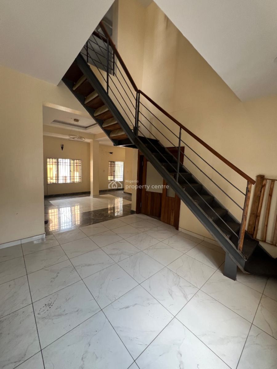 Spacious 3 Bedroom Apartments, Osapa, Lekki, Lagos, Flat / Apartment for Rent
