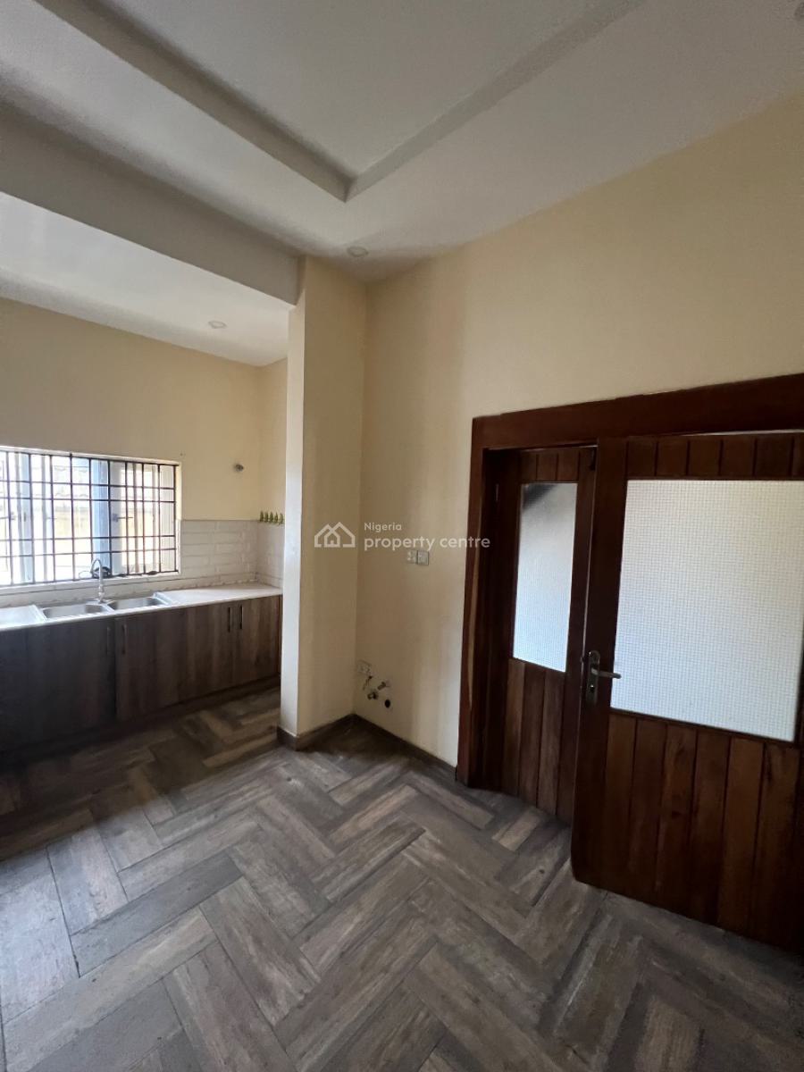 Spacious 3 Bedroom Apartments, Osapa, Lekki, Lagos, Flat / Apartment for Rent