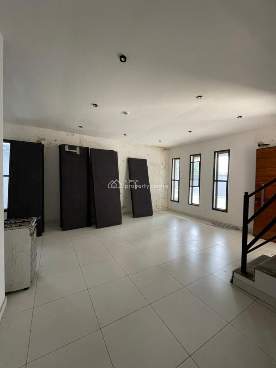 4 Bedroom Maisonette with Bq, Ologolo, Lekki, Lagos, Detached Duplex for Rent