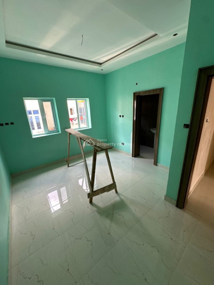 Spacious 3 Bedroom Apartment, Life Camp, Abuja, Flat / Apartment for Sale