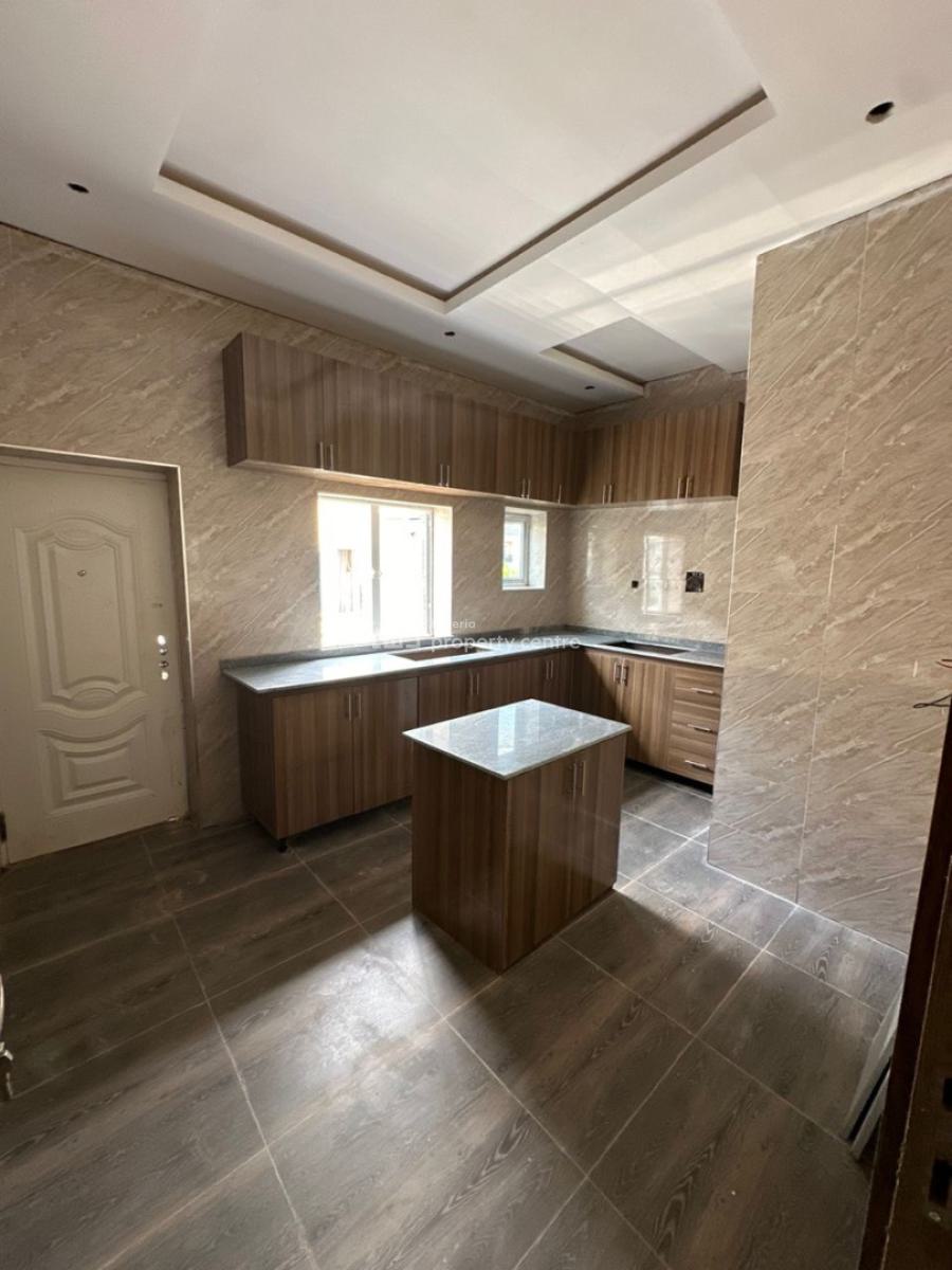 Spacious 3 Bedroom Apartment, Life Camp, Abuja, Flat / Apartment for Sale