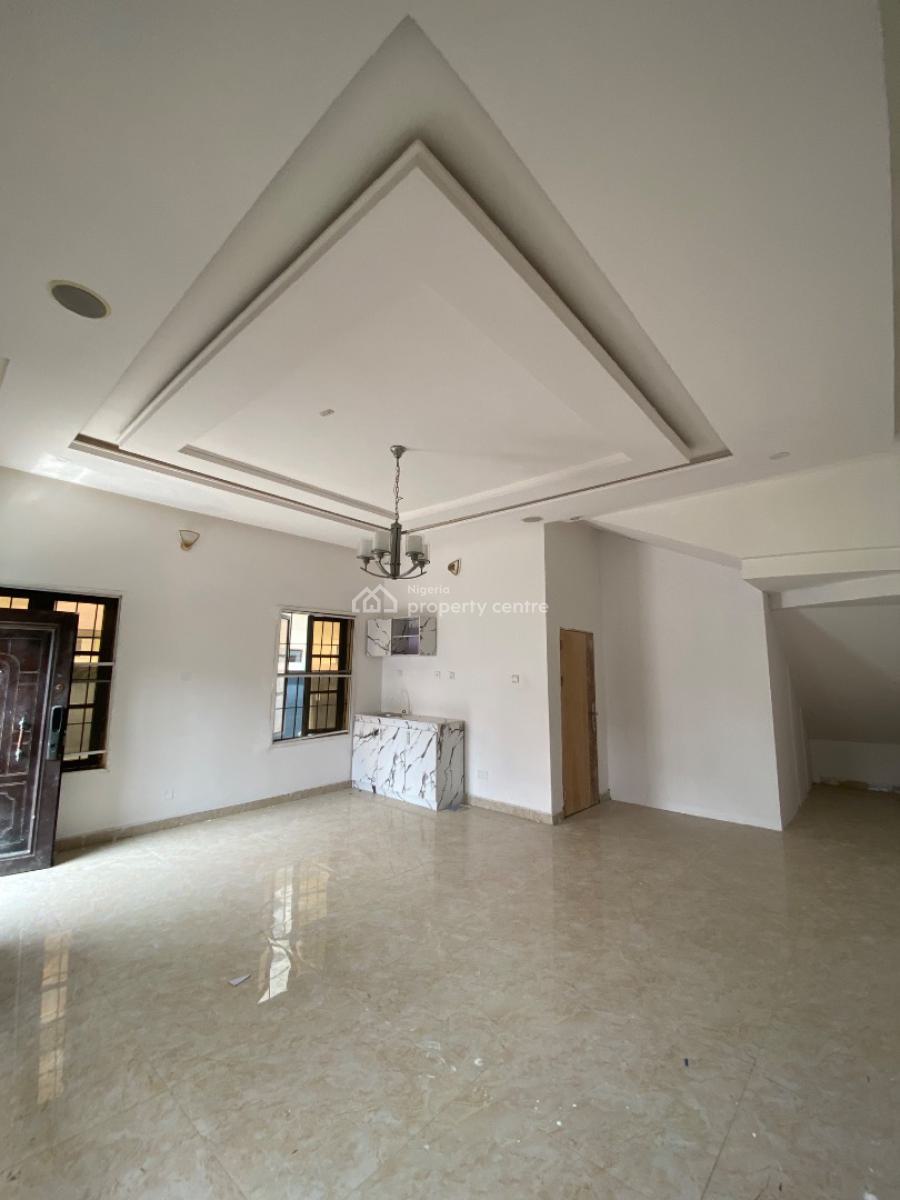 Spacious Studio Apartment with Kitchen and Private Entrance, Bera Estate Chevron, Lekki Phase 2, Lekki, Lagos, Self Contain (single Rooms) for Rent