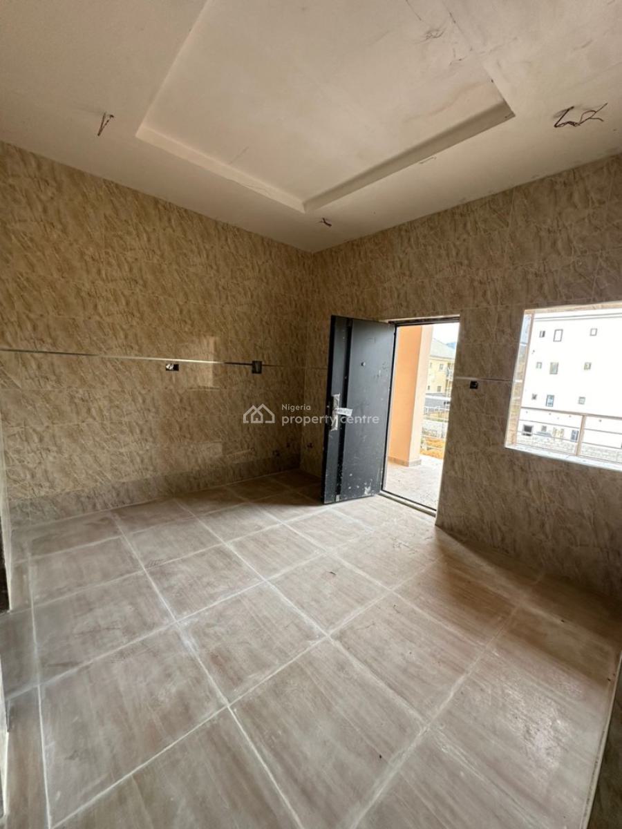 Spacious  3 Bedroom Apartment, Jahi, Abuja, Flat / Apartment for Sale